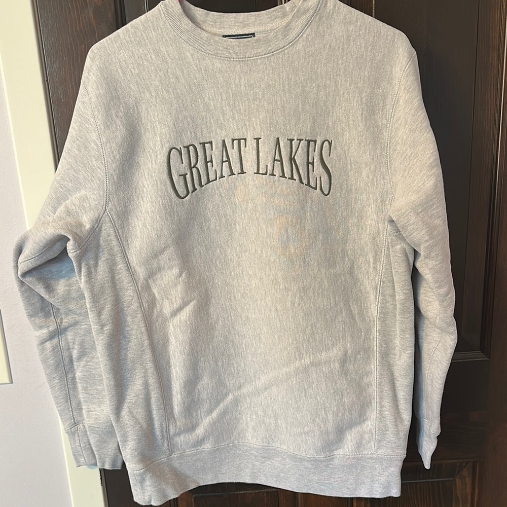 Gray Crewneck Sweater with Great Lakes Design